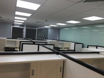 食品廠凈化間裝修工程的關(guān)鍵要點(diǎn)與北京工裝裝修實踐